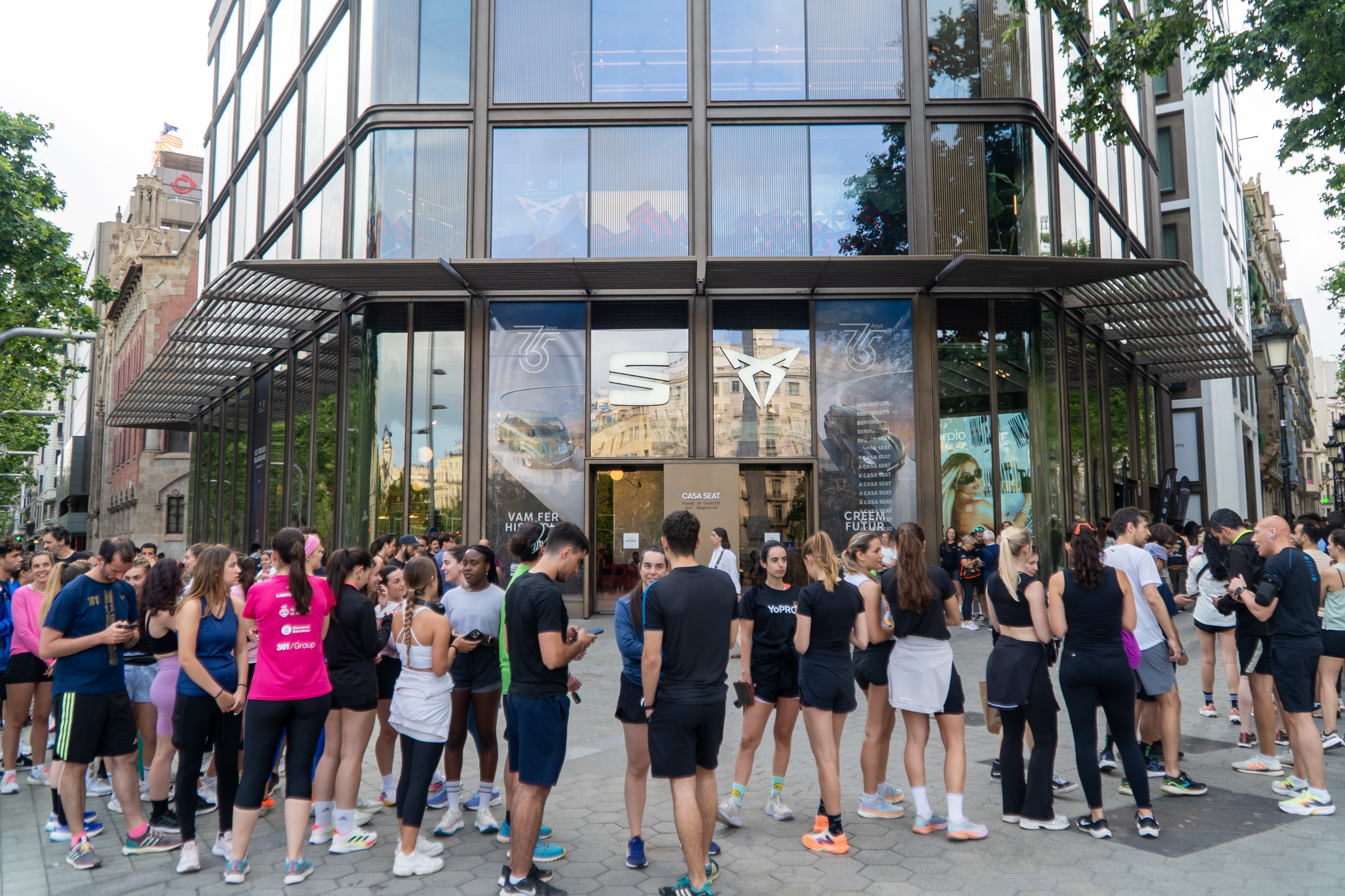 Cupra Running Tribe x Luz de Gas