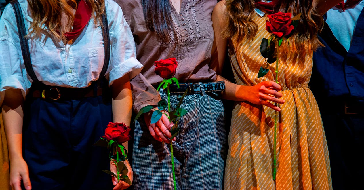 Las trece, una rosa i alguna cançó