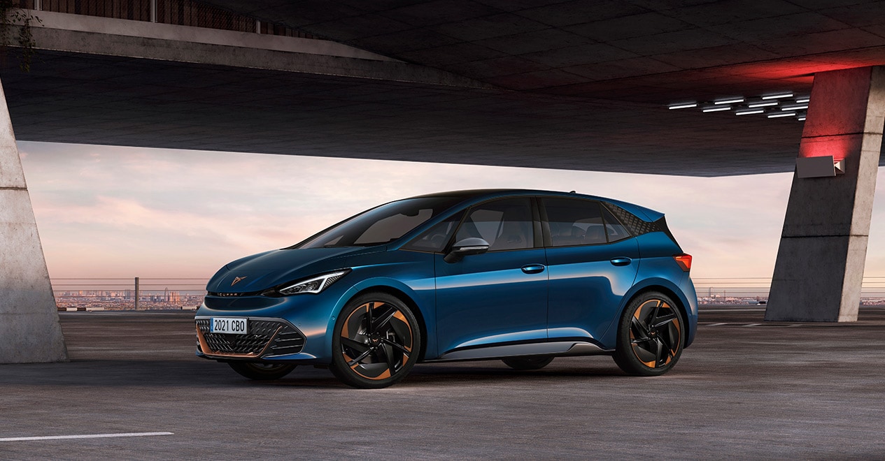 CASA SEAT. CUPRA Born at CASA SEAT 