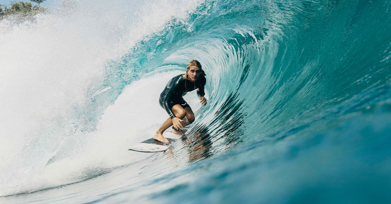 Surfejant l'onada amb Hugo Ortega